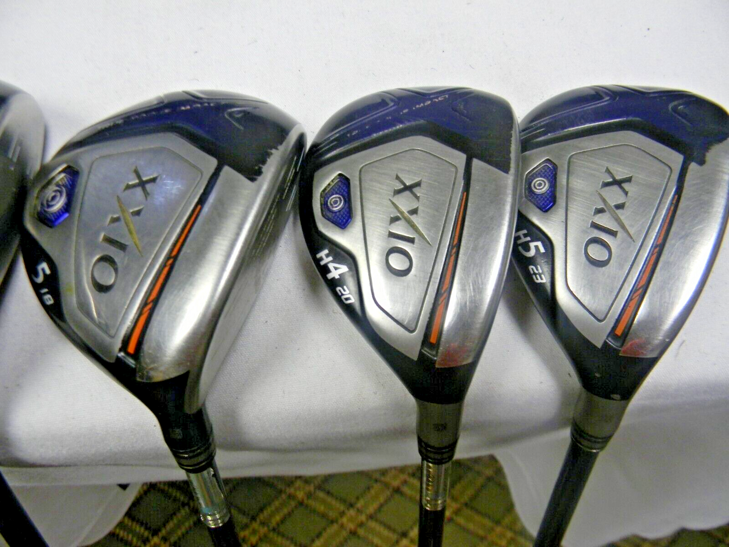 NICE XXIO X DRIVER 3 and 5 woods 4 and 5 hybrids GRAPHITE REGULAR FLEX NEW GRIPS